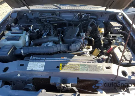 2004 Ford Ranger z USA, uszkodzony, nr VIN 1FTYR10U44PB32905